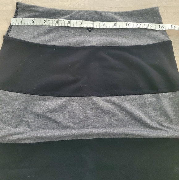 Lululemon Yoga Over Skirt Heathered Grey/Black - Picture 5 of 7
